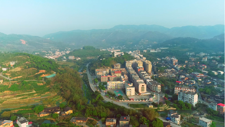 稿1：福建永春：环境整治颜值长 吾峰小镇增魅力33.png