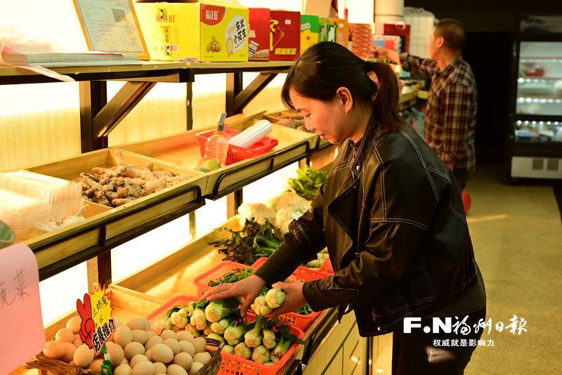 长乐首个村级农副产品展销平台助农增收