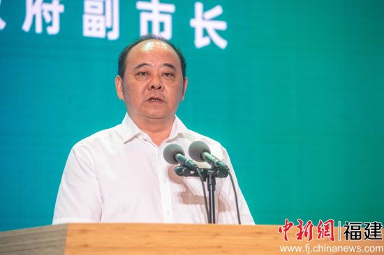 建瓯市副市长丁炳锋致辞。李南轩 摄