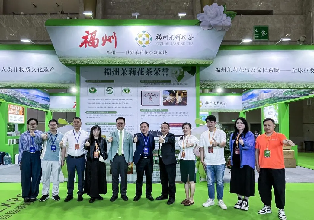 茶香氤氲，人气爆棚！就在第十七届中国云南普洱茶国际博览交易会→