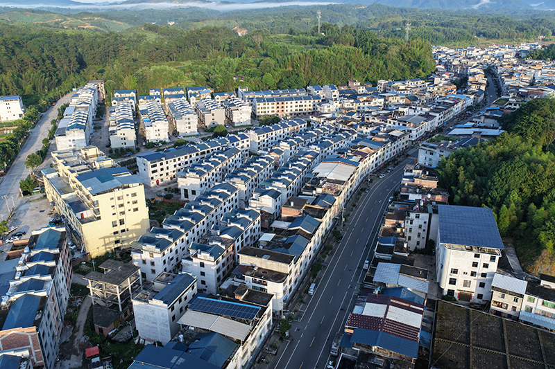 馆前镇新建小区一角.jpg